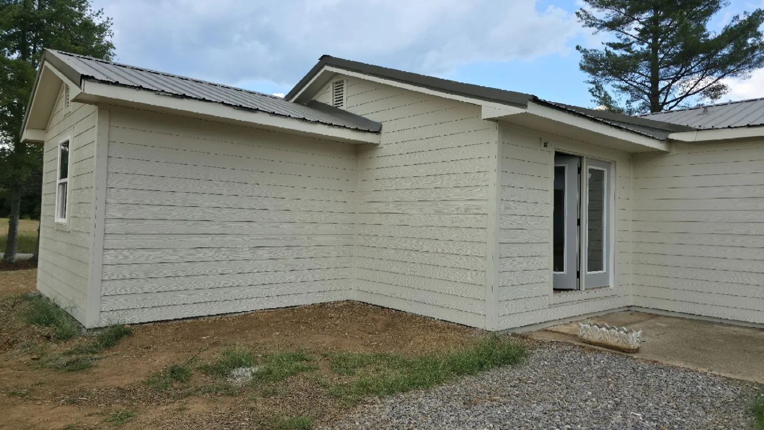 Horizontal siding and exterior trim on an ERIE Construction project